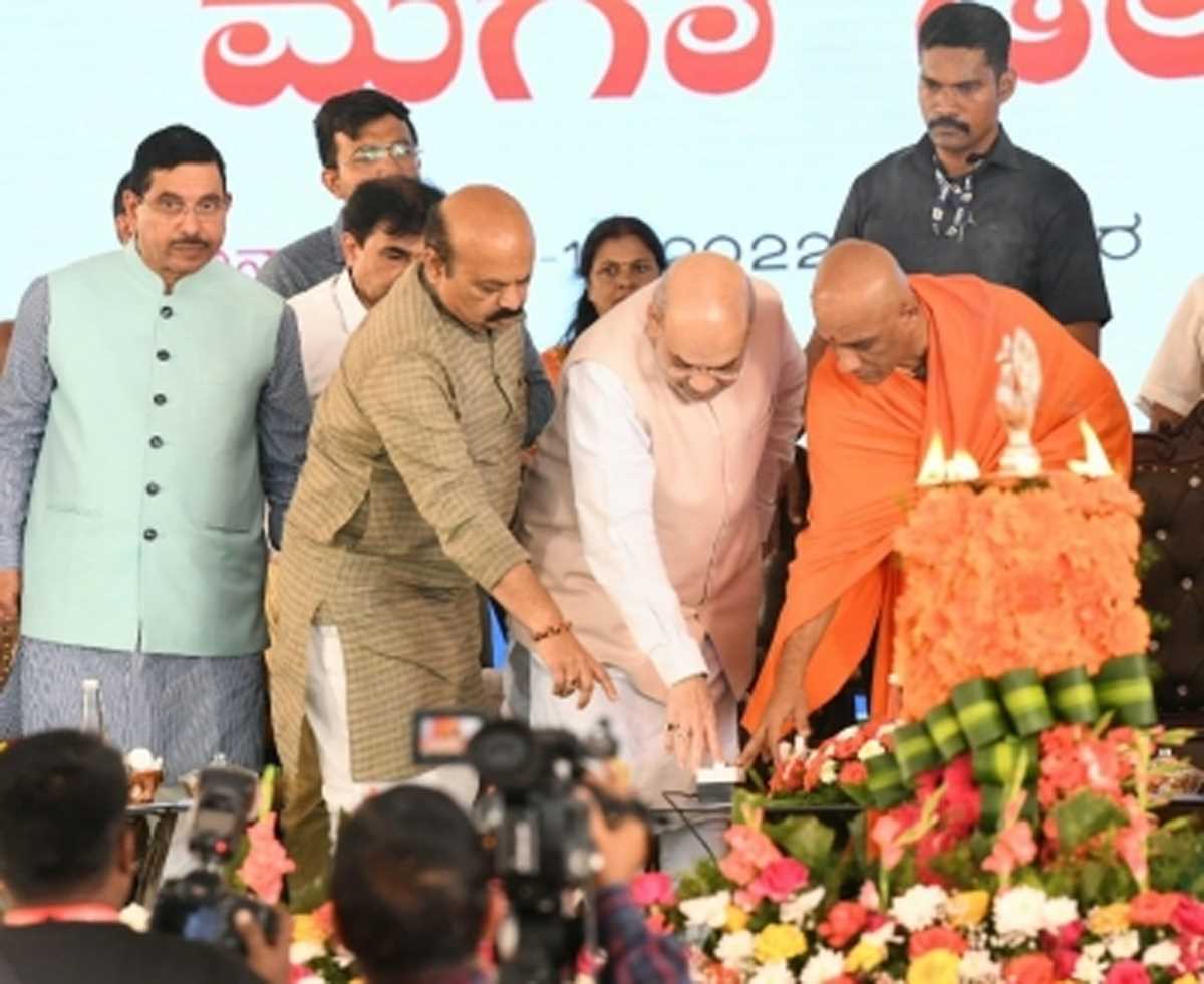 अमित शाह ने मेगा डेयरी का किया उद्घाटन, नंदिनी व अमूल ब्रांडों के बीच सहयोग पर की बात